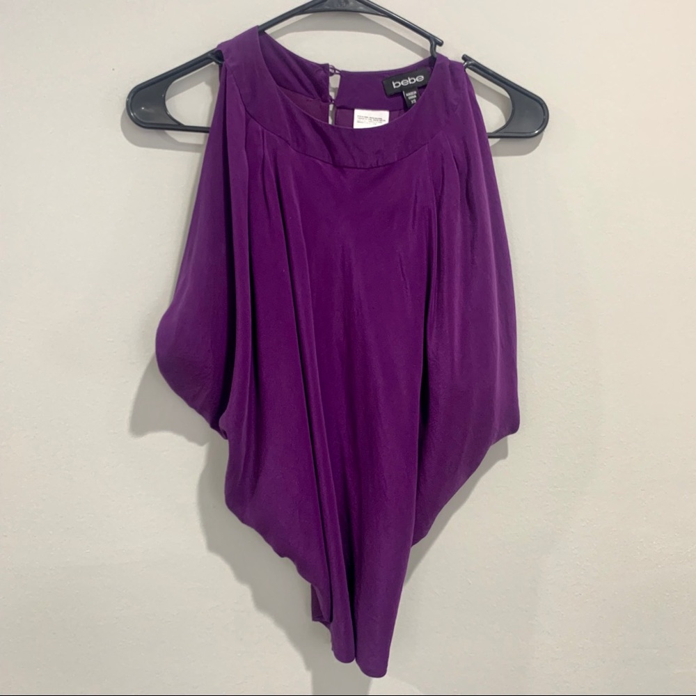 Bebe Open Back Top 💜💁🏻‍♀️